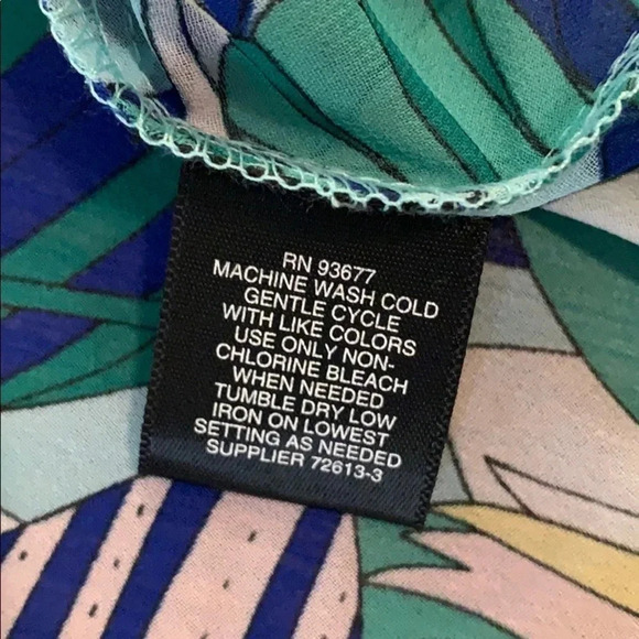 Liz Claiborne Floral Faux Wrap Sleeveless Blouse - Picture 6 of 11